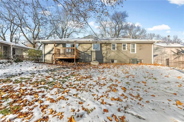 $190,000 | 8303 East 110 Terrace, Kansas City, MO 64134