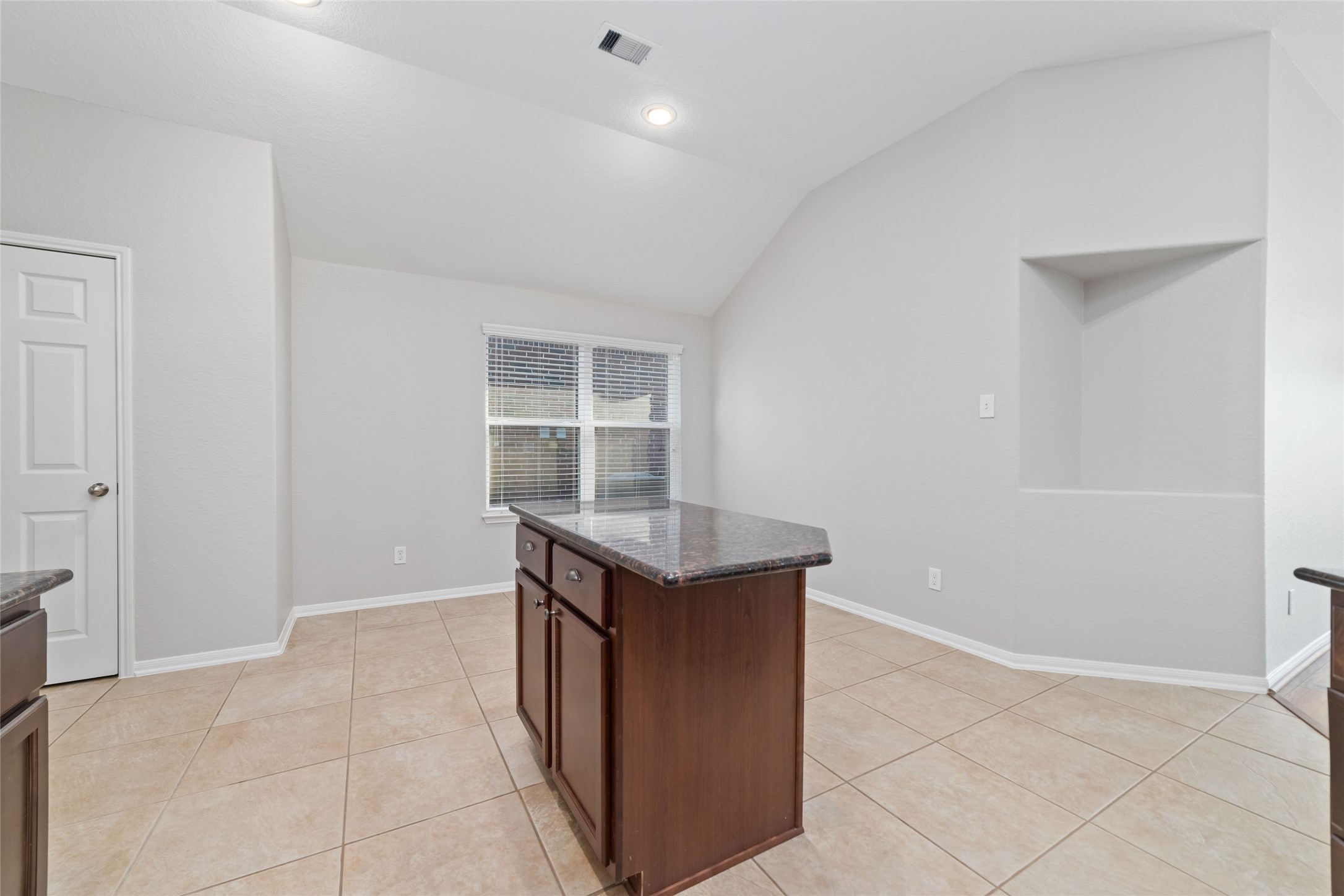 4922 Gingham Check Court Katy, TX 77449 - Photo 11 of 23
