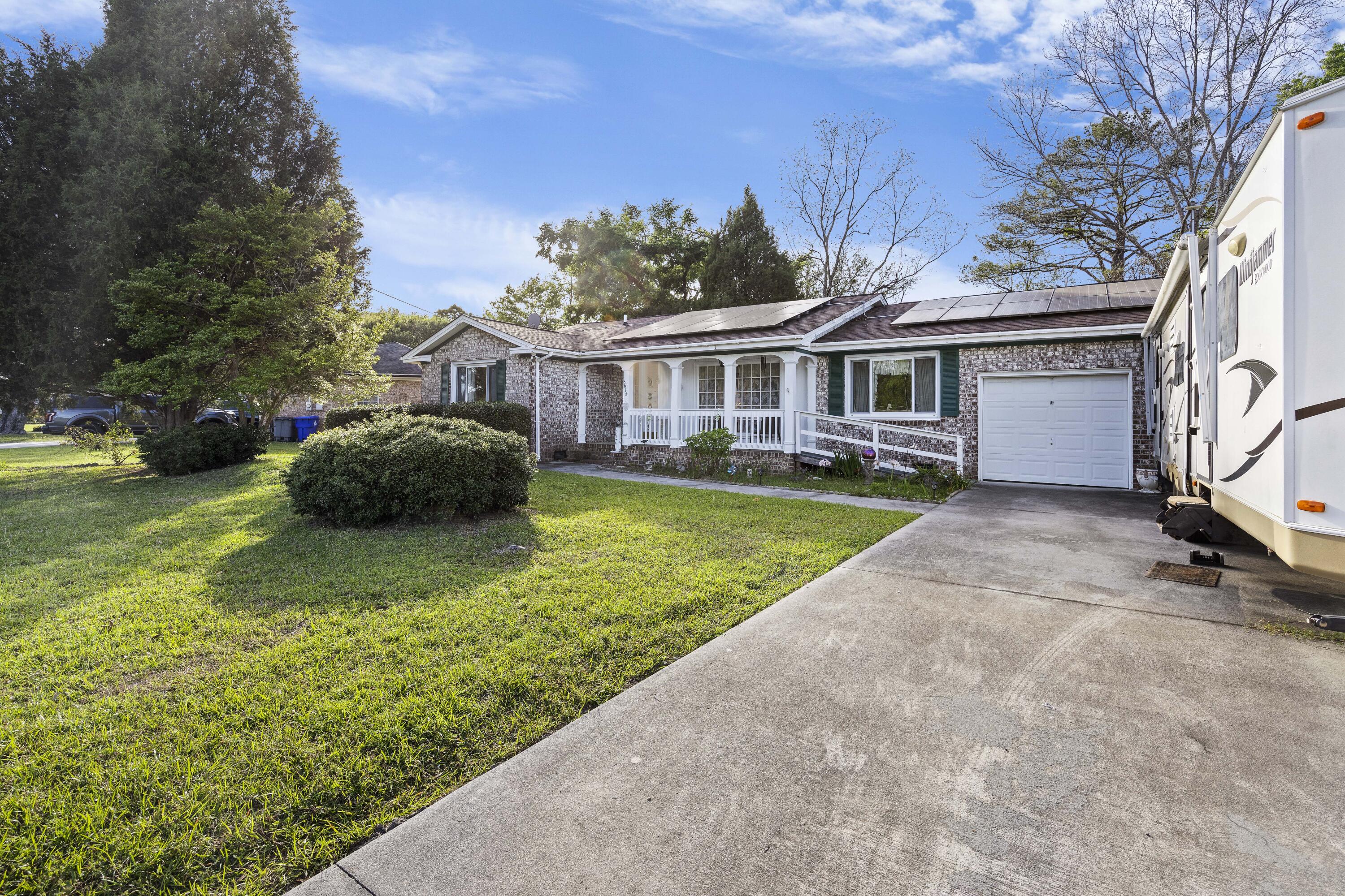 8618 Vistavia Road North Charleston, SC 29406 - Photo 29 of 30 4L1A6884