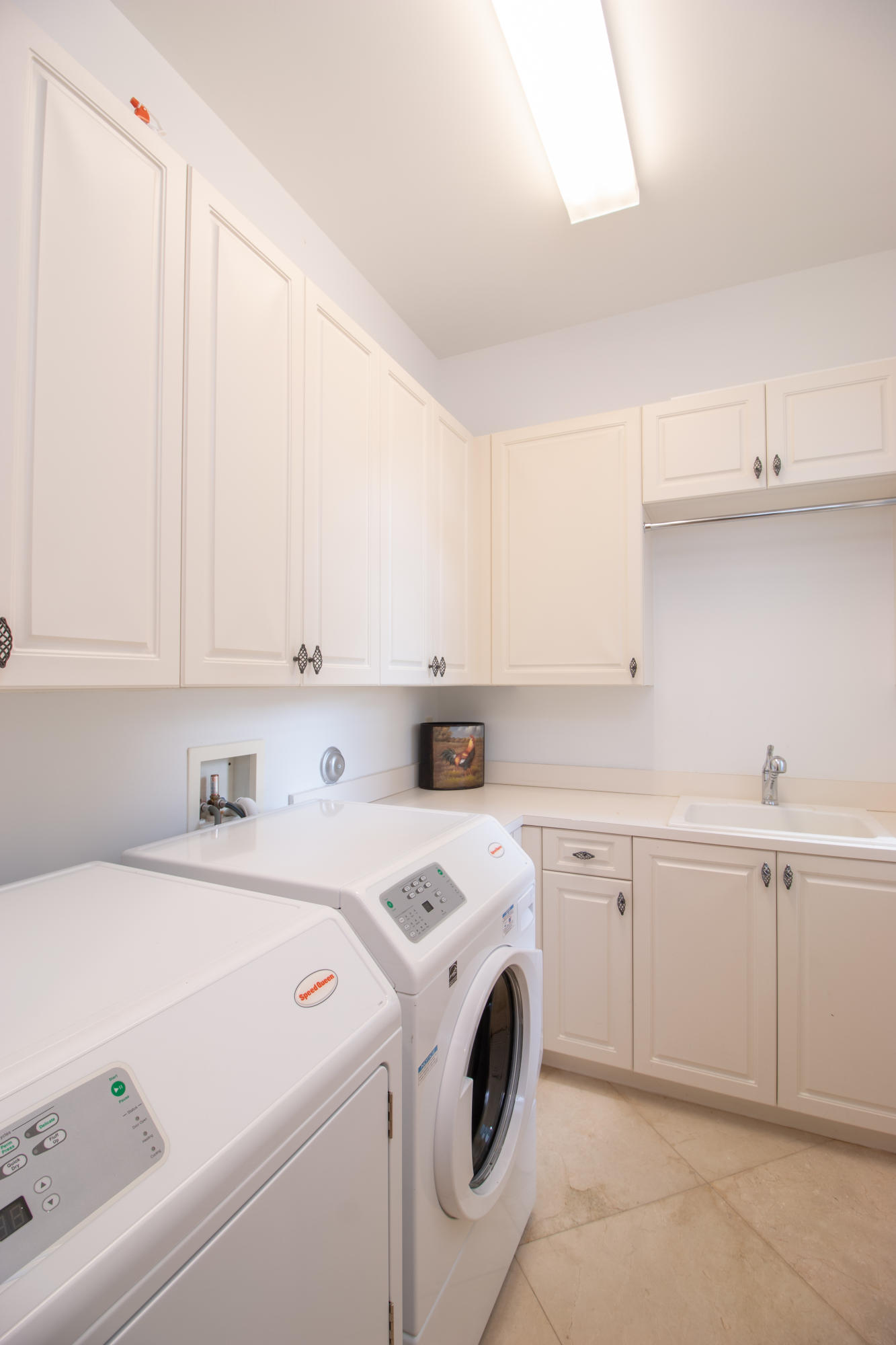 9495 Grand Estates Way Boca Raton, FL 33496 - Photo 18 of 50 LAUNDRY ROOM