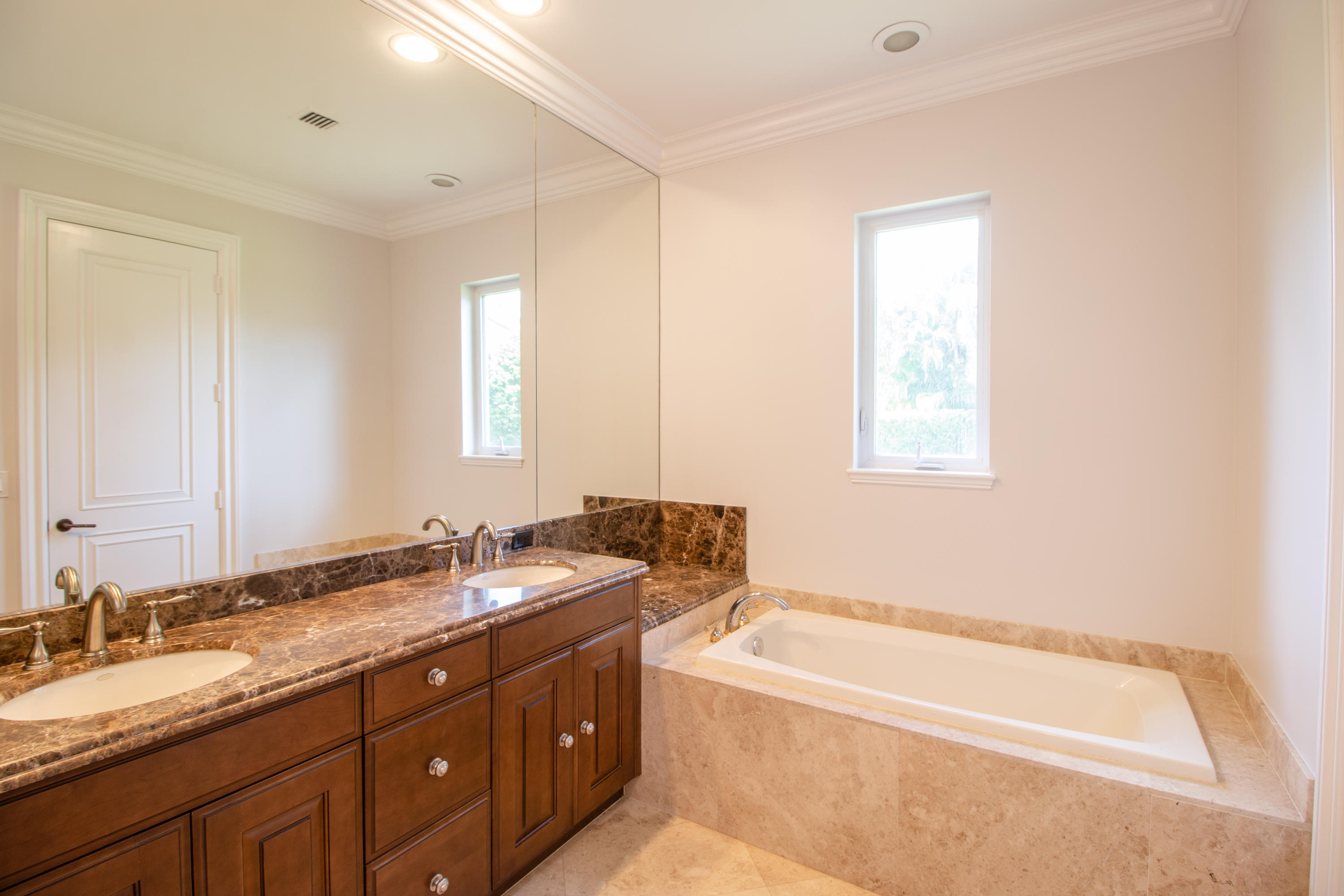 9495 Grand Estates Way Boca Raton, FL 33496 - Photo 28 of 50 BATHROOM