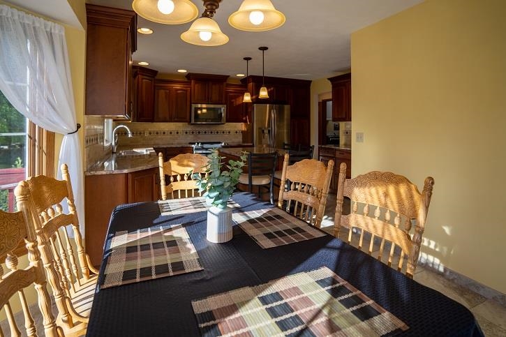 11432 Ridgecrest Drive Roscoe, IL 61073 - Photo 10 of 35 Gallery Image 10