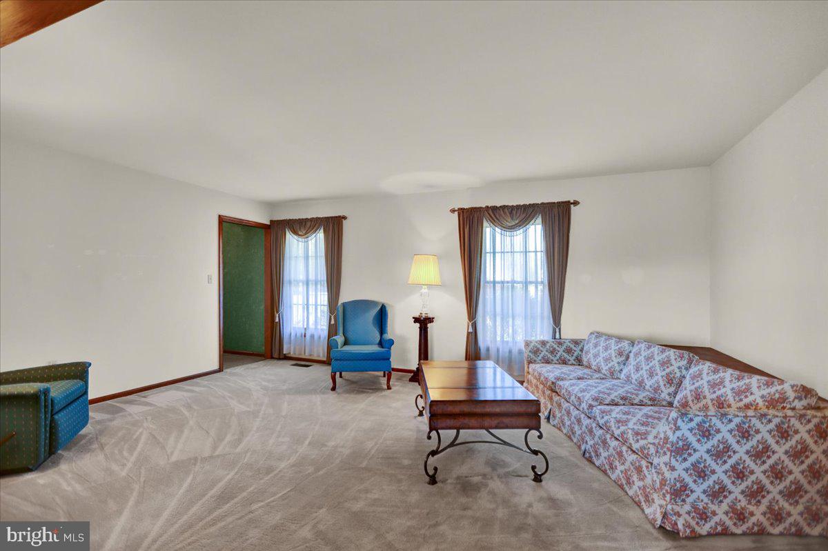 18 Lisa Road Reading, PA 19608 - Photo 15 of 58