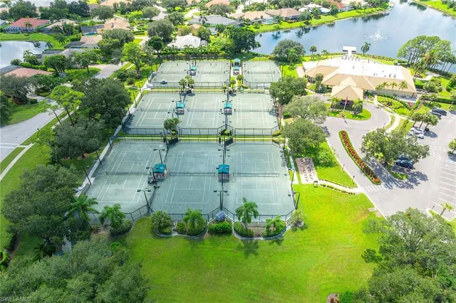 $1,100,000 | 4896 Shearwater Lane, Naples, FL 34119