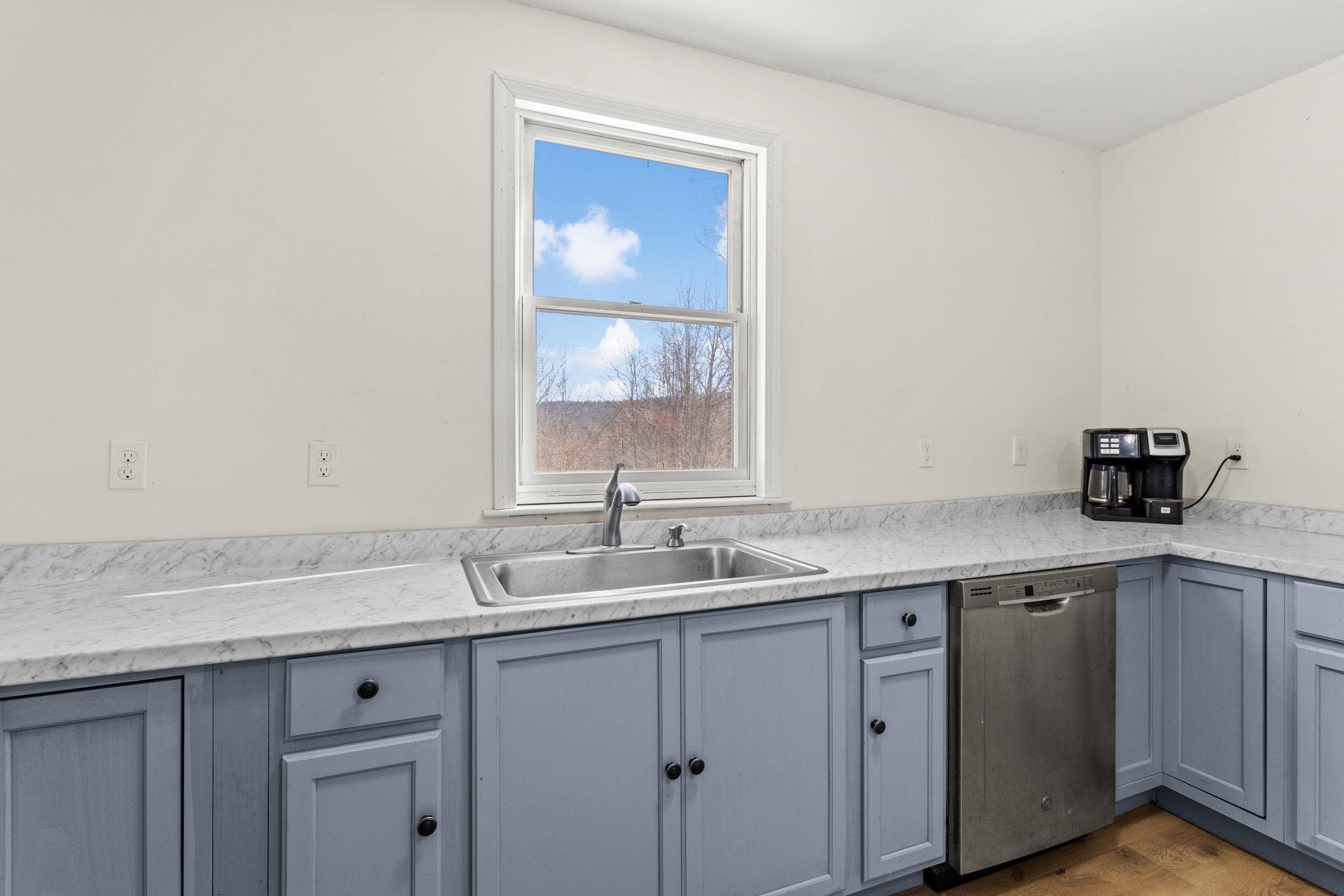 738 Old Hillsboro Road Henniker, NH 03242 - Photo 19 of 53