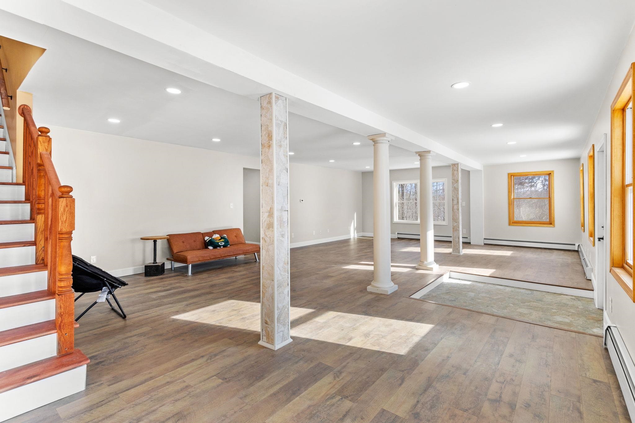 738 Old Hillsboro Road Henniker, NH 03242 - Photo 9 of 60