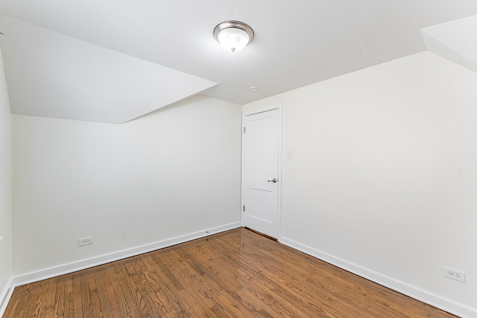 2817 Maple Avenue Berwyn, IL 60402 - Photo 19 of 30