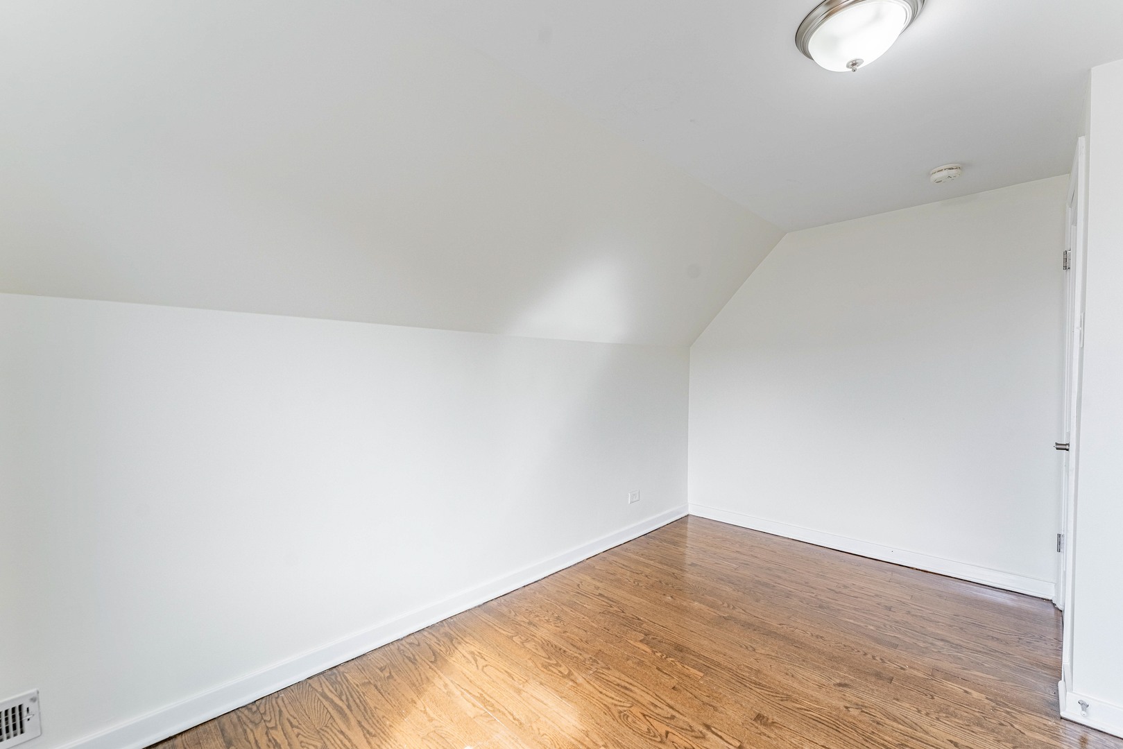 2817 Maple Avenue Berwyn, IL 60402 - Photo 21 of 30