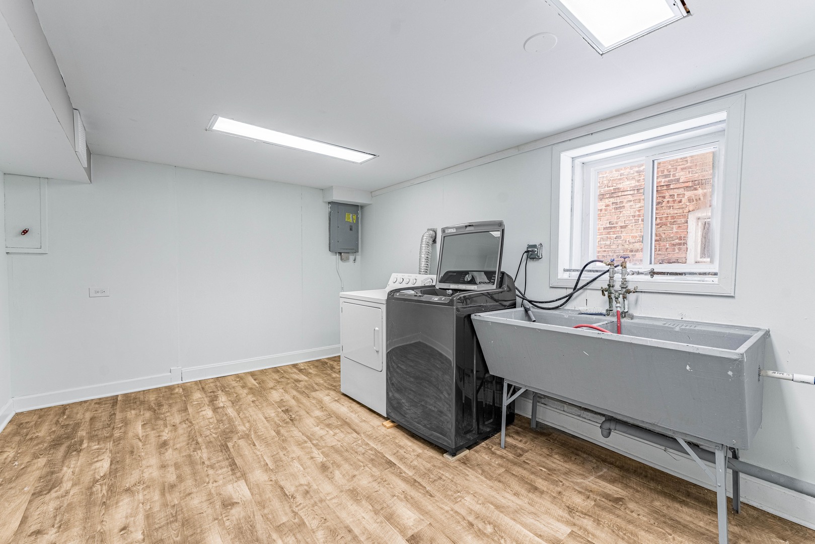 2817 Maple Avenue Berwyn, IL 60402 - Photo 23 of 30