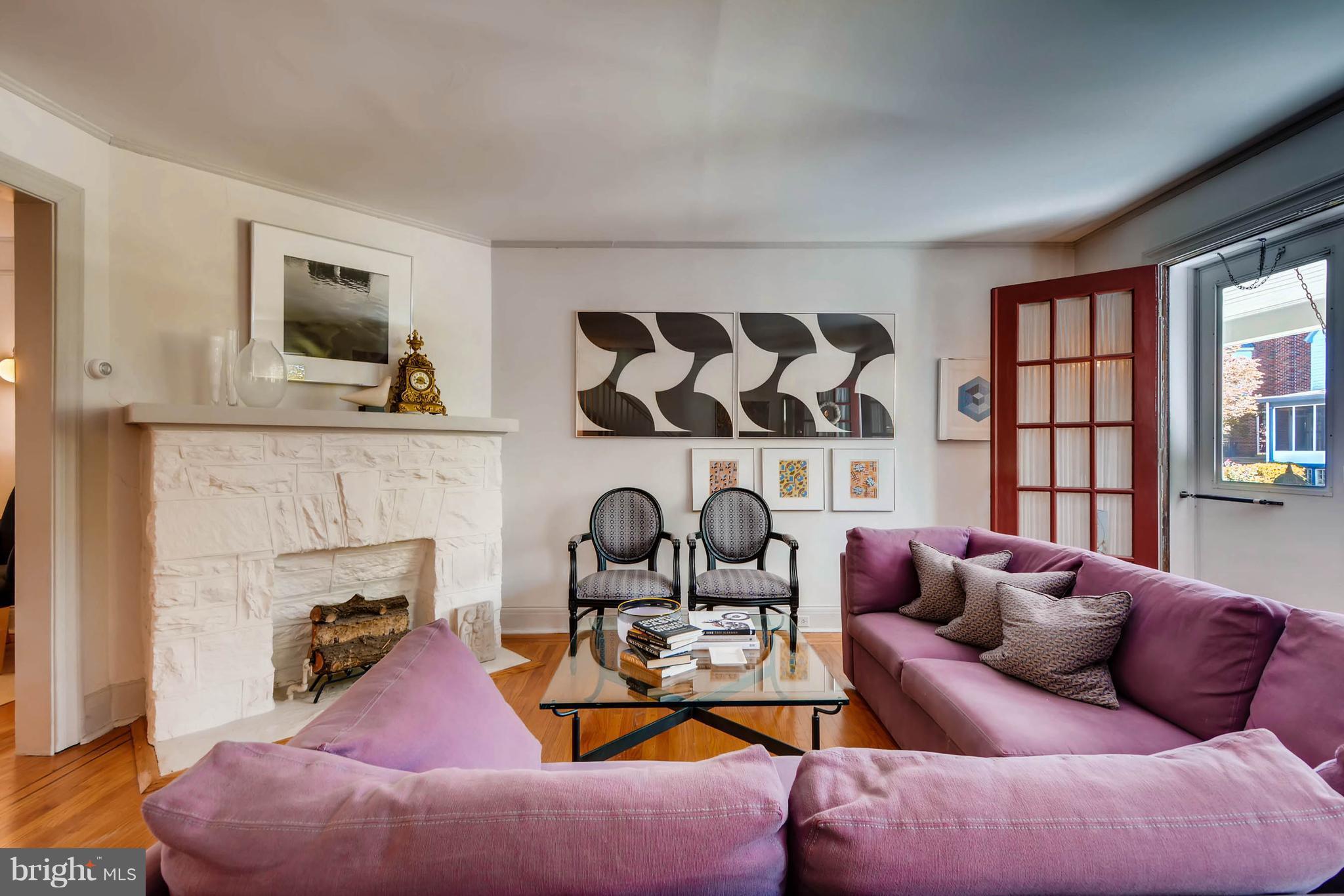 3616 Elkader Road Baltimore, MD 21218 - Photo 7 of 30 Great space for entertaining!