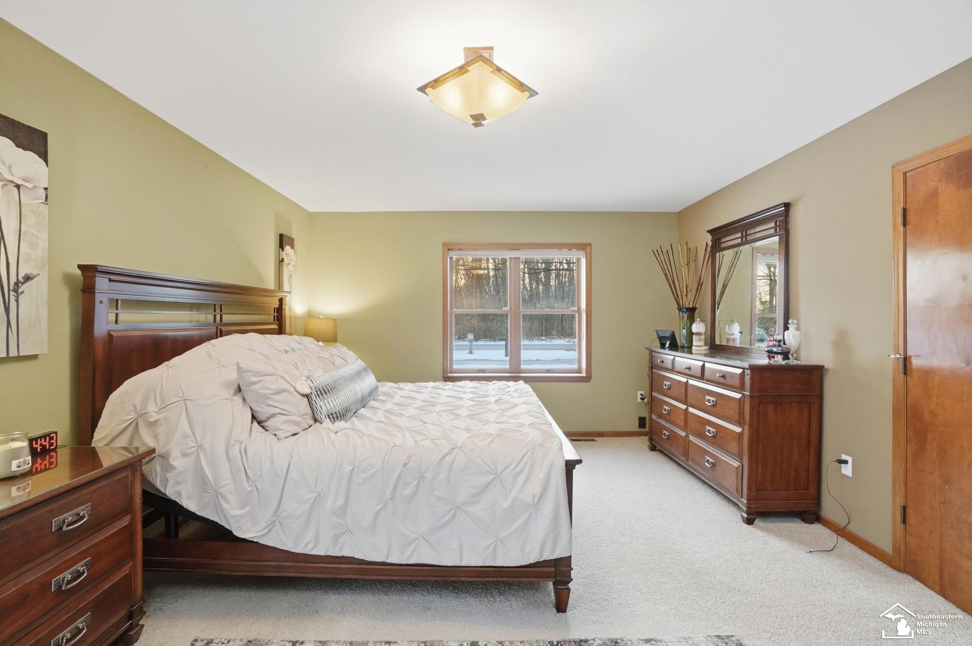 343 East Hurd Road Monroe, MI 48162 - Photo 25 of 77 50197071-e33ba17e-1d29-4f49-bc7d-1ca21dfc4ca7.JPG