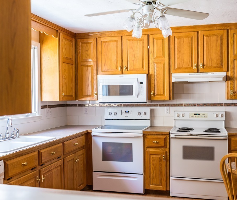 23 Field Pond Road Milford, MA 01757 - Photo 9 of 28 Gallery Image 9