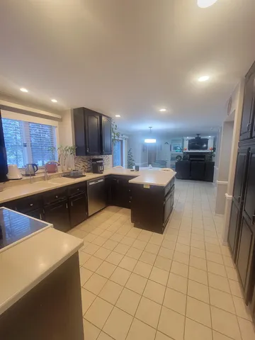 $3,500 | 7426 New Washburn Way, Madison, WI 53719