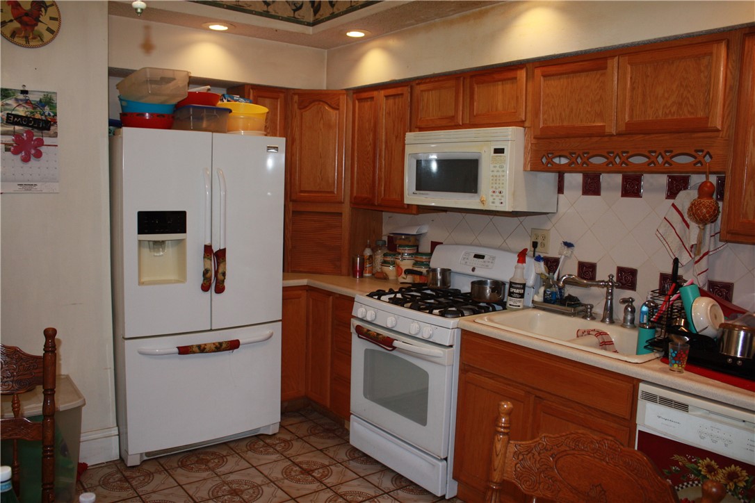 235 East 150 North Road Hammond, IL 61929 - Photo 9 of 26