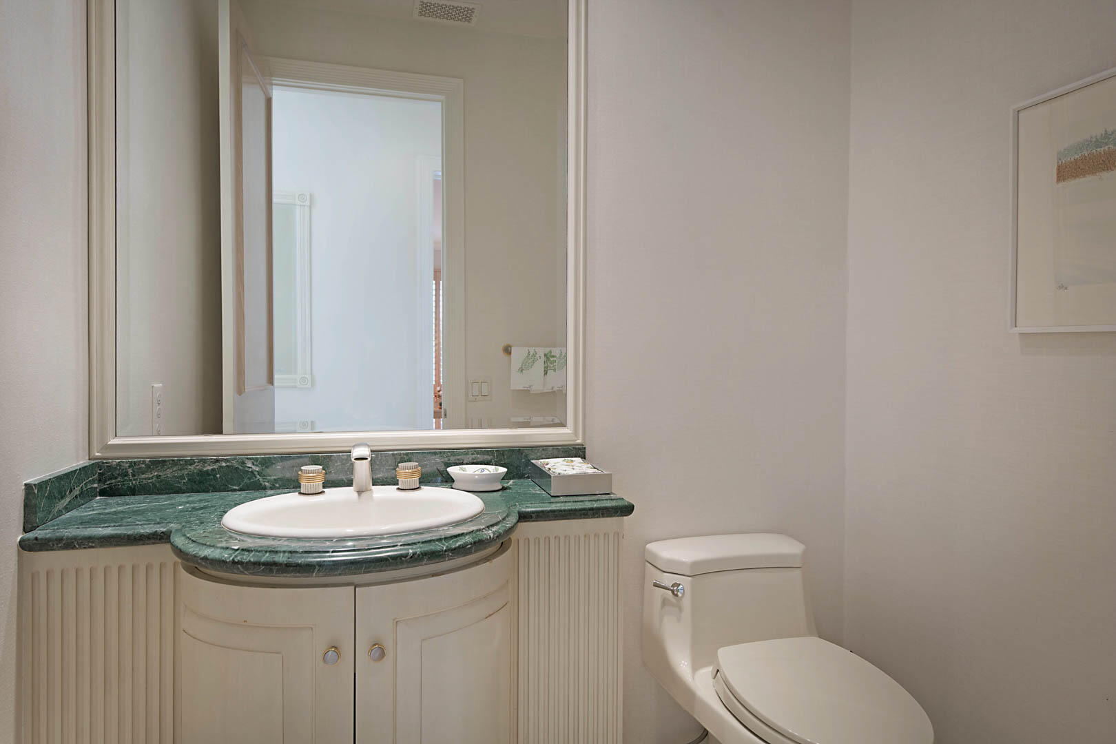 7207 Valencia Drive Boca Raton, FL 33433 - Photo 38 of 50 Powder Room