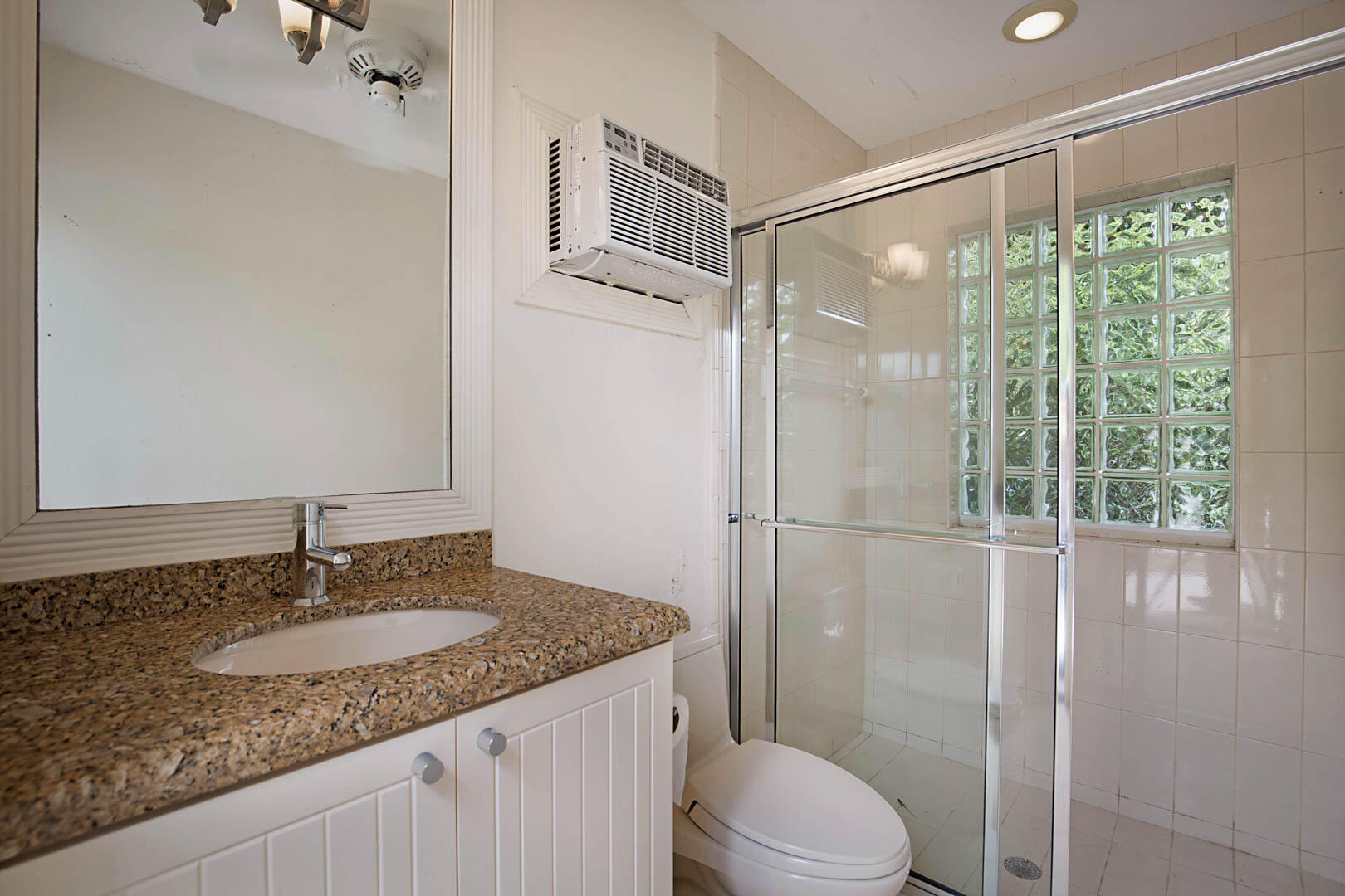 7207 Valencia Drive Boca Raton, FL 33433 - Photo 47 of 50 Cabana Bath