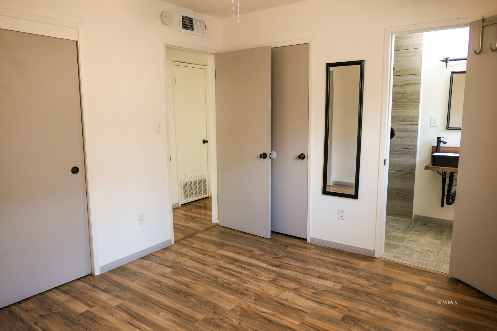 1033 West Bataan Avenue Ridgecrest, CA 93555 - Photo 20 of 43