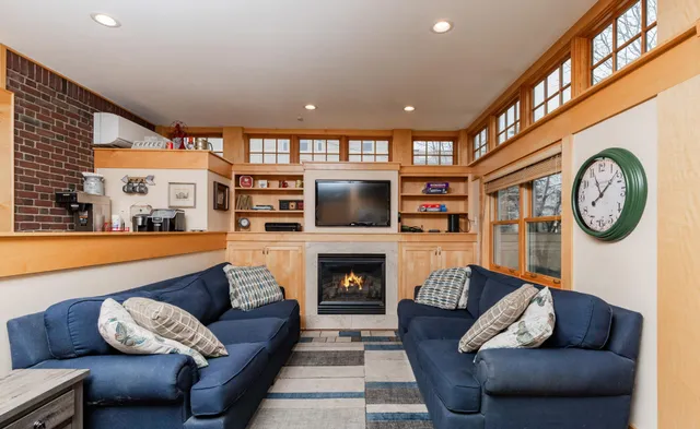 $1,595,000 | 818 Summit Avenue, St. Paul, MN 55105