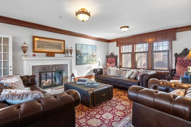 $1,595,000 | 818 Summit Avenue, St. Paul, MN 55105