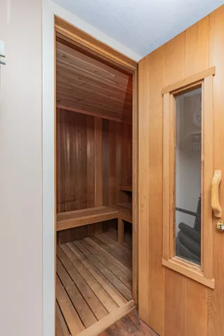 $1,595,000 | 818 Summit Avenue, St. Paul, MN 55105