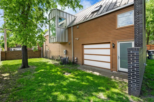 $1,595,000 | 818 Summit Avenue, St. Paul, MN 55105