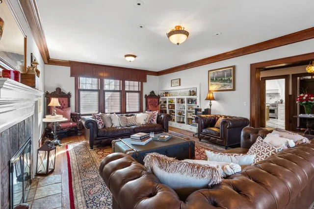 $1,595,000 | 818 Summit Avenue, St. Paul, MN 55105
