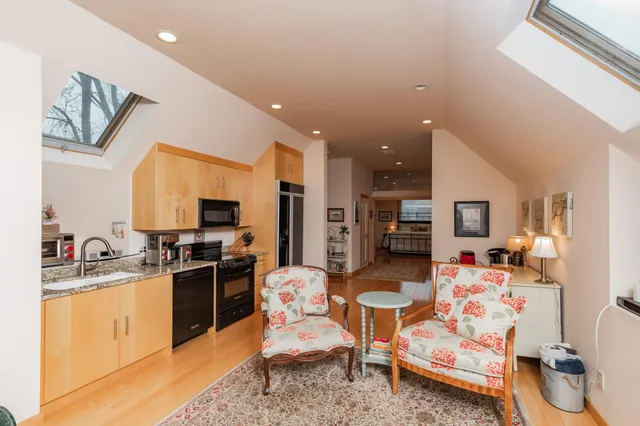 $1,595,000 | 818 Summit Avenue, St. Paul, MN 55105