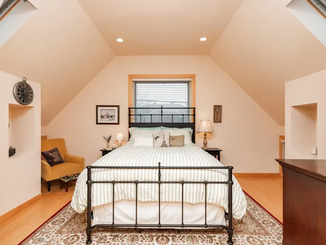 $1,595,000 | 818 Summit Avenue, St. Paul, MN 55105