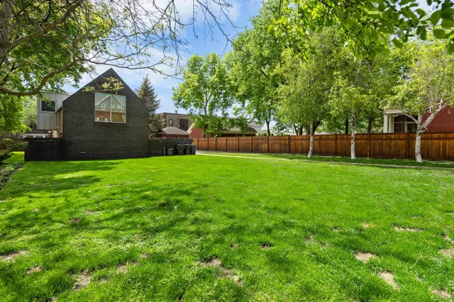 $1,595,000 | 818 Summit Avenue, St. Paul, MN 55105