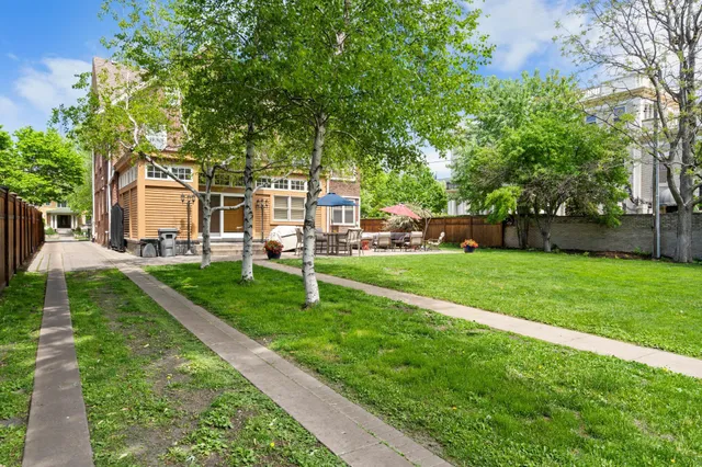 $1,595,000 | 818 Summit Avenue, St. Paul, MN 55105