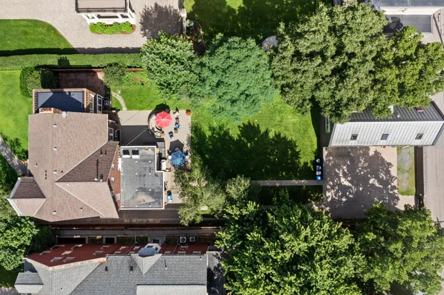 $1,595,000 | 818 Summit Avenue, St. Paul, MN 55105