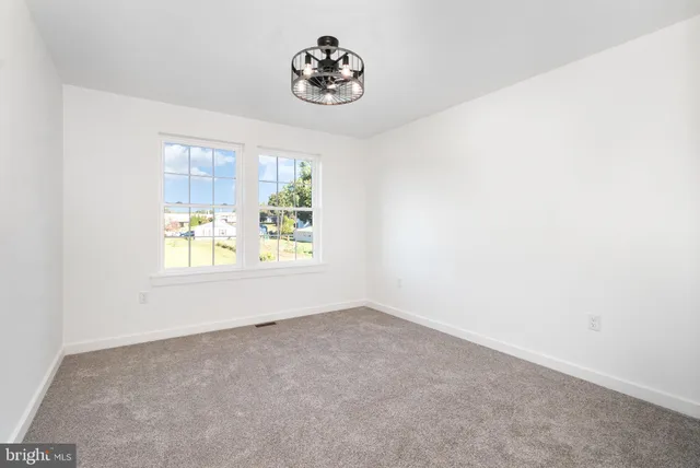 $449,900 | 120 Valley Carlisle Pa, Carlisle, PA 17013