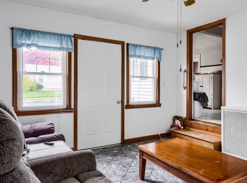 54 Purchase Street Worcester, MA 01606 - Photo 17 of 25 Gallery Image 17