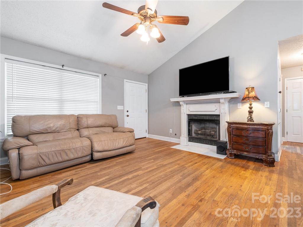 6756 Drakestone Road Kannapolis, NC 28081 - Photo 4 of 19 Gallery Image 4