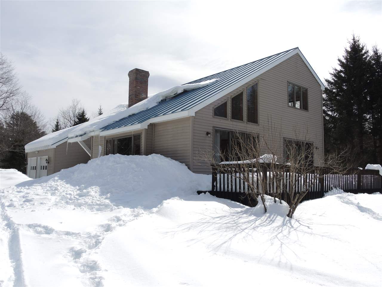 392 Summit Road Mount Holly, VT 05758 - Photo 3 of 18