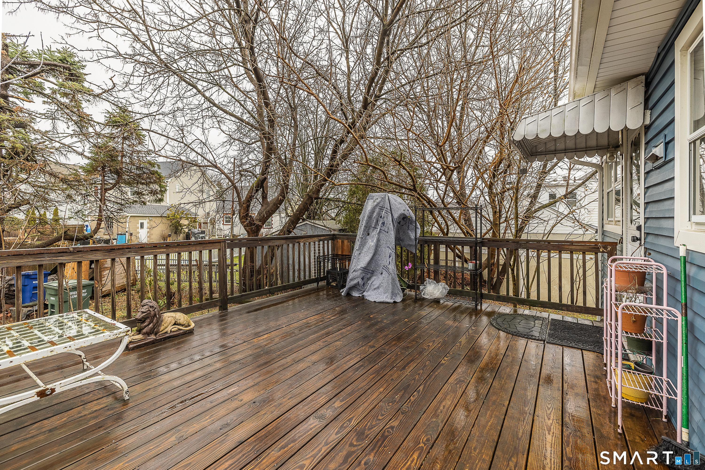 130 Holroyd Street Bridgeport, CT 06606 - Photo 26 of 29 a view of a roof deck