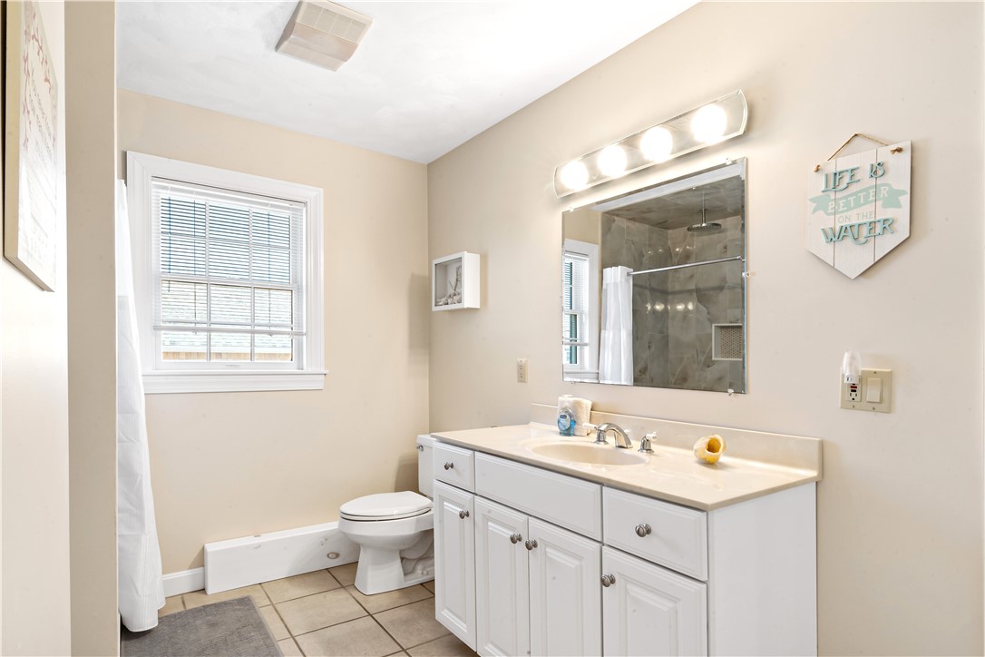 980 Matunuck Beach Road South Kingstown, RI 02879 - Photo 29 of 50