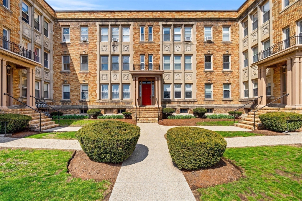 52 High Street, Unit 1 Methuen, MA 01844 - Photo 1 of 20