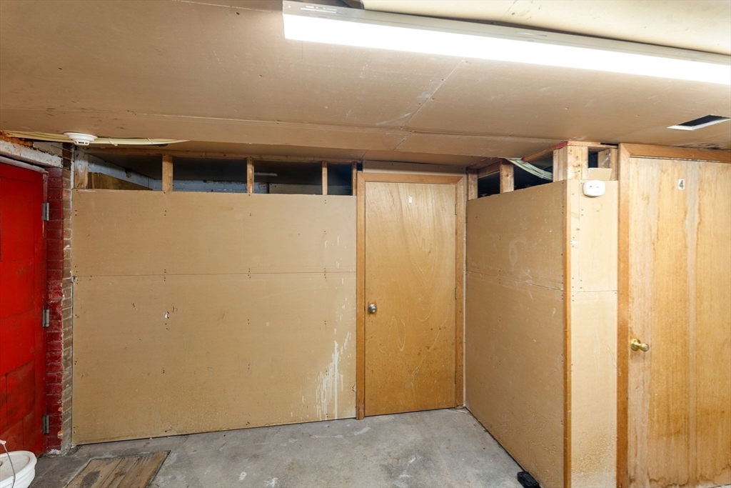 52 High Street, Unit 1 Methuen, MA 01844 - Photo 18 of 20