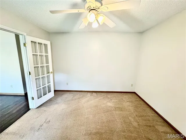 $1,325 | 123 Twin Oaks Drive, Belleville, IL 62221