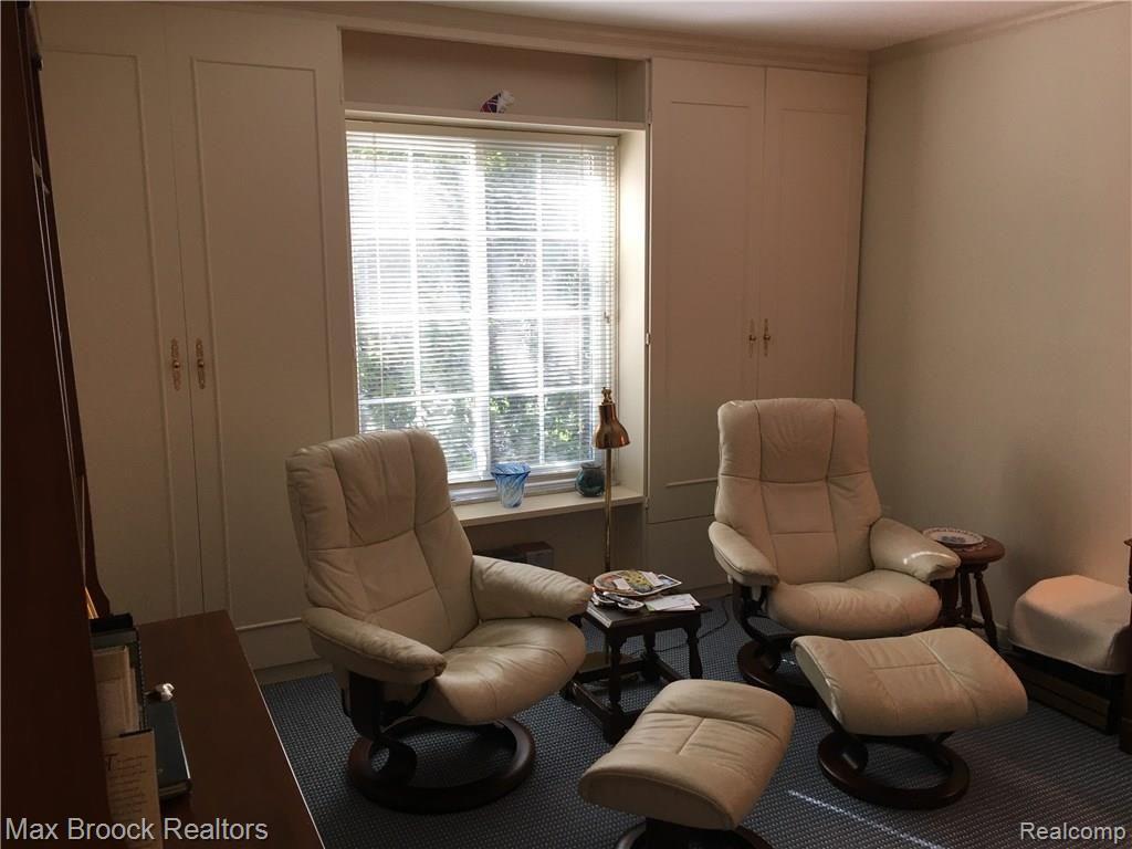 1750 Tiverton Road Bloomfield Hills, MI 48304 - Photo 14 of 32