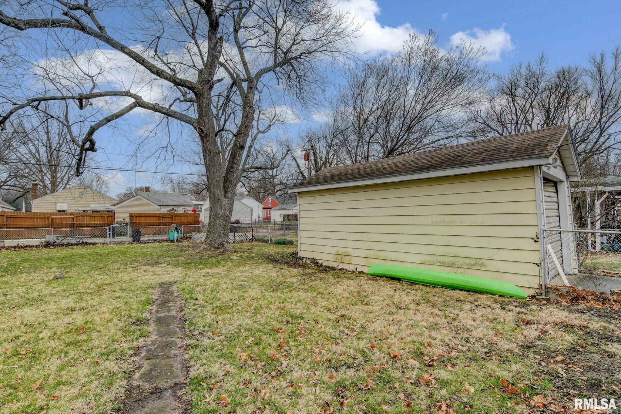2324 South 7th Street Springfield, IL 62703 - Photo 18 of 19