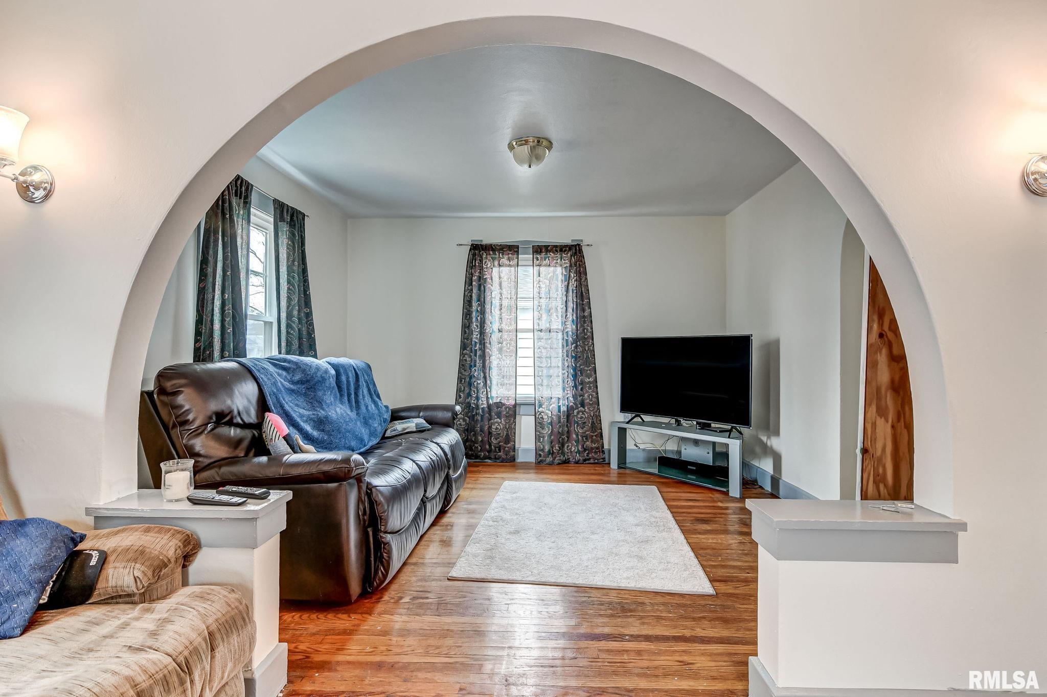 2324 South 7th Street Springfield, IL 62703 - Photo 9 of 19