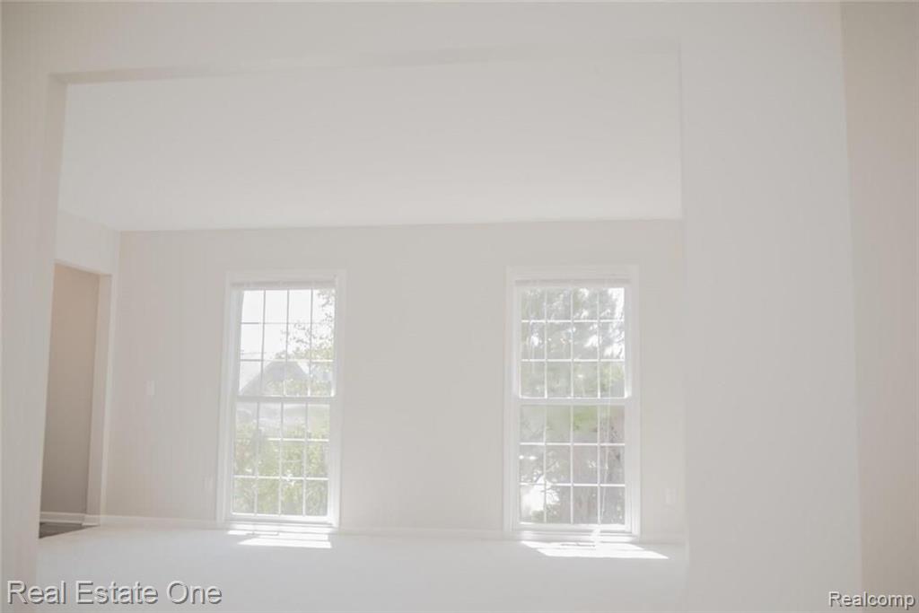 3065 Courtfield Drive Rochester Hills, MI 48309 - Photo 8 of 19