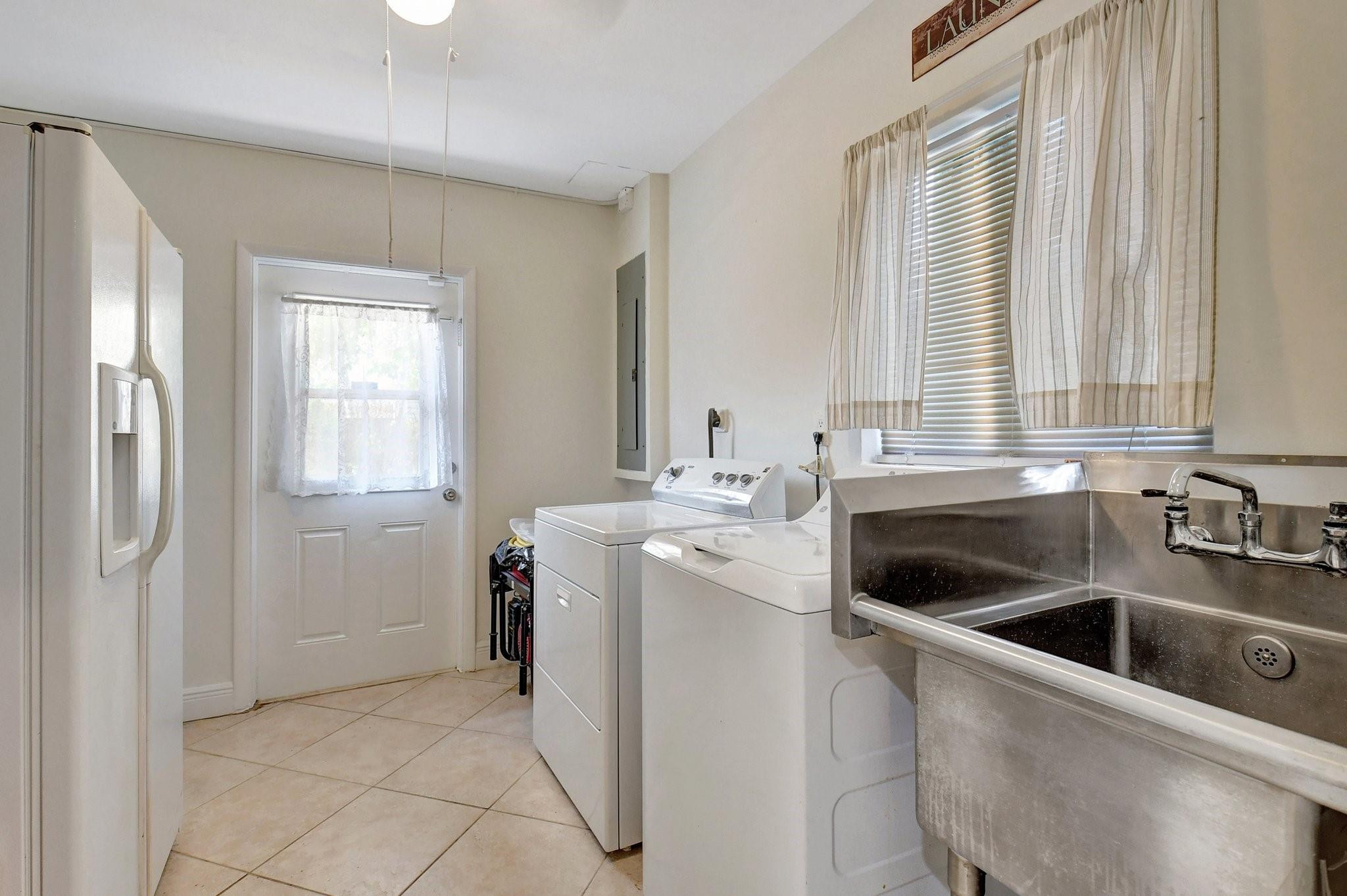 1364 Southwest 4th Street Boca Raton, FL 33486 - Photo 12 of 23 Photo 12