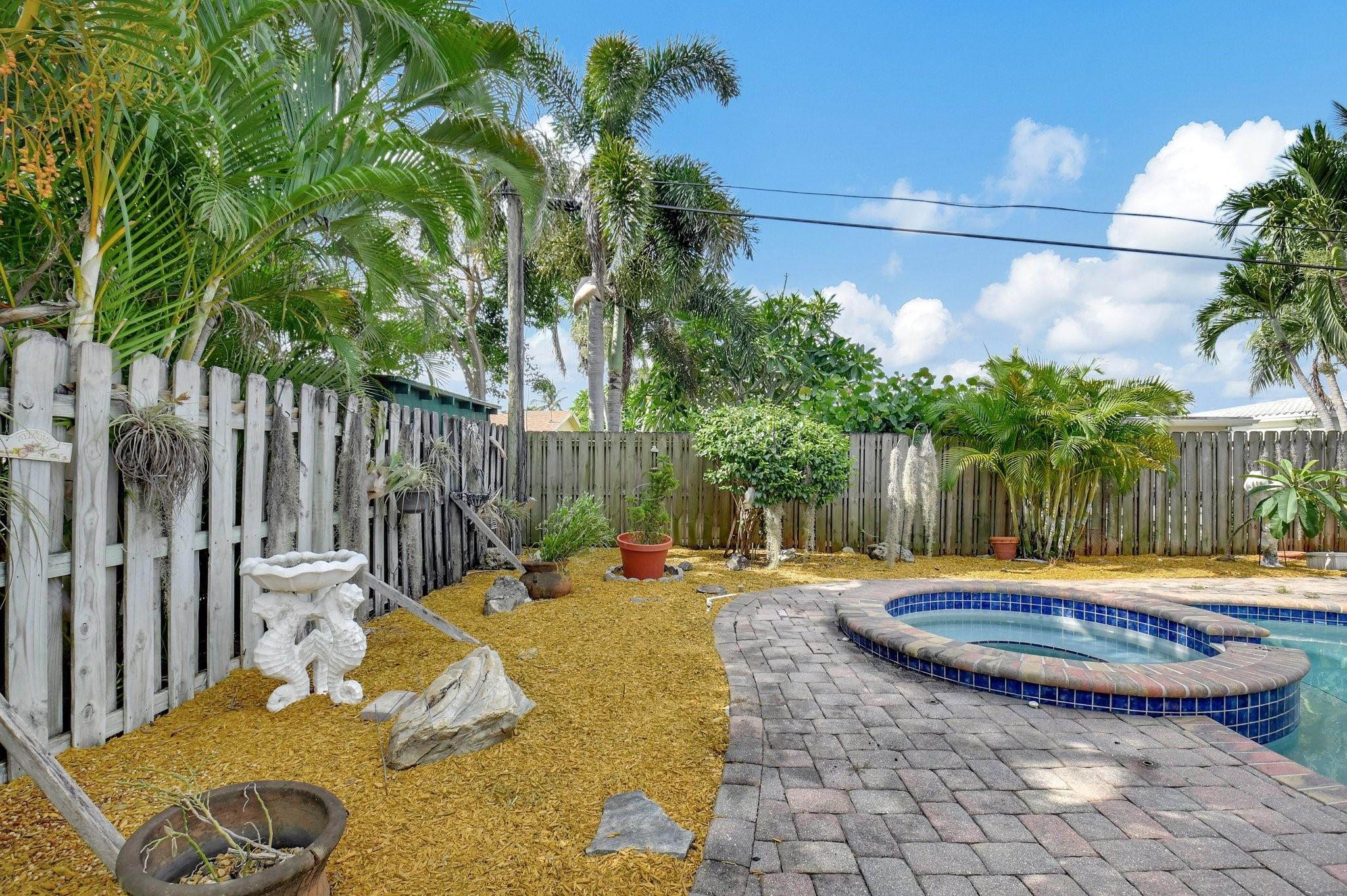 1364 Southwest 4th Street Boca Raton, FL 33486 - Photo 5 of 23 Photo 5