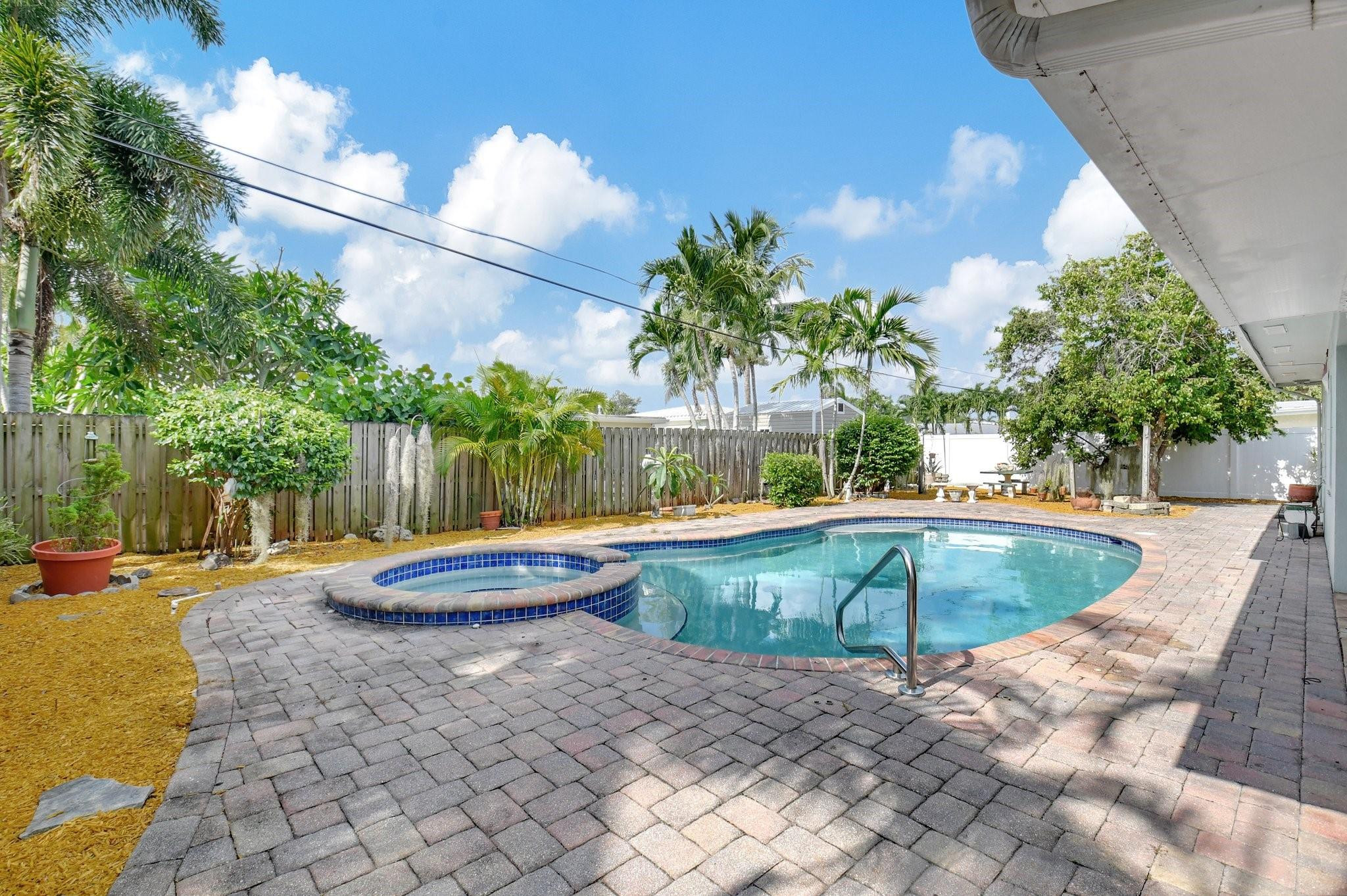 1364 Southwest 4th Street Boca Raton, FL 33486 - Photo 6 of 23 Photo 6