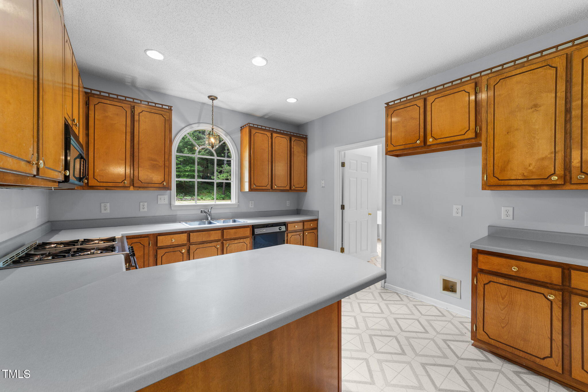 4319 Sprague Road Raleigh, NC 27613 - Photo 15 of 45 Kitchen