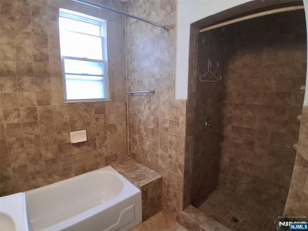 19 Bayview Avenue, Unit 2 Newark, NJ 07112 - Photo 16 of 19