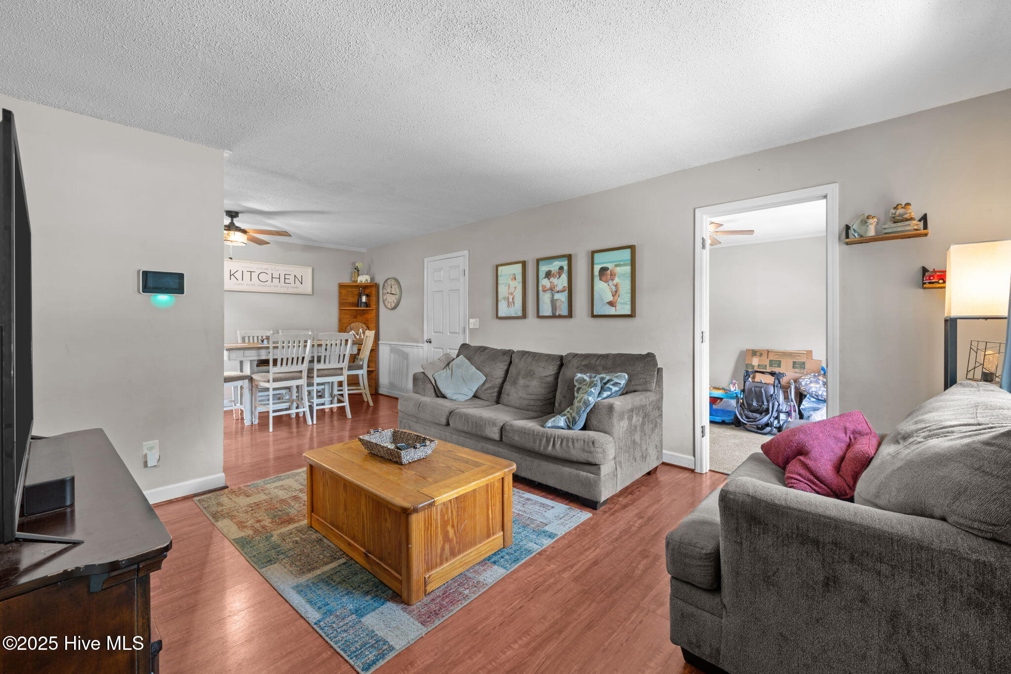 218 North Nunn Street Havelock, NC 28532 - Photo 16 of 38 Living Room